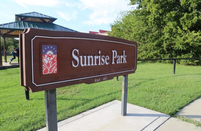 Sunrise Park Sign
