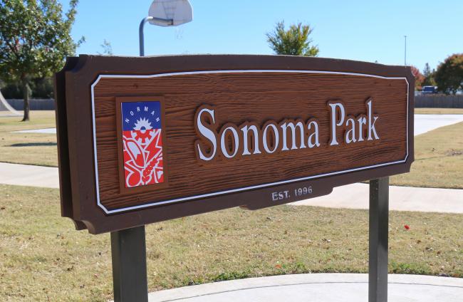 Sonoma Park Sign