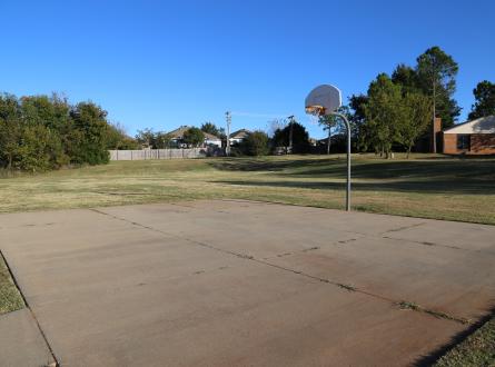Vineyard Park Basketball Court