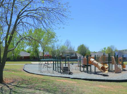 Royal Oaks Playground